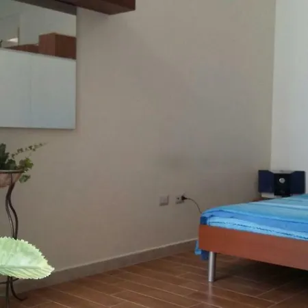 Interno -b- * Licata